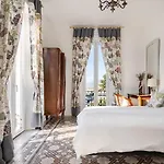 شقة Ehemaliger Palast, Malerische Wohnung, Seeblick, Stellplatz *