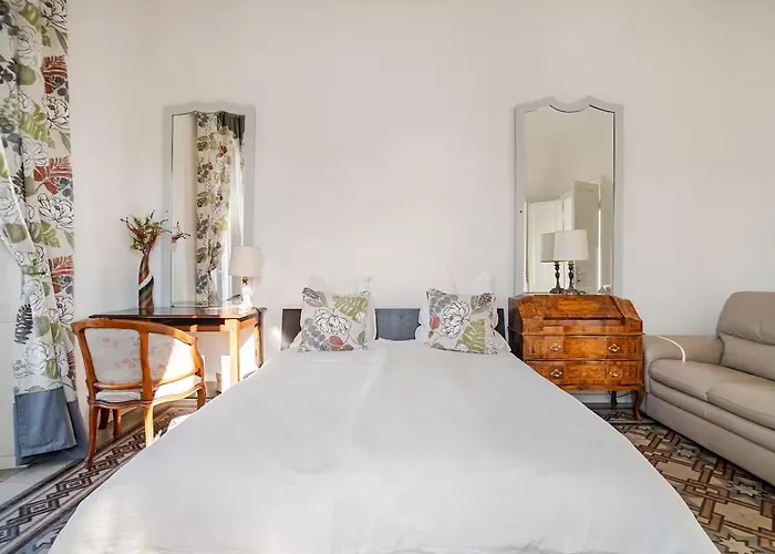 Ehemaliger Palast, Malerische Wohnung, Seeblick, Stellplatz Apartament *