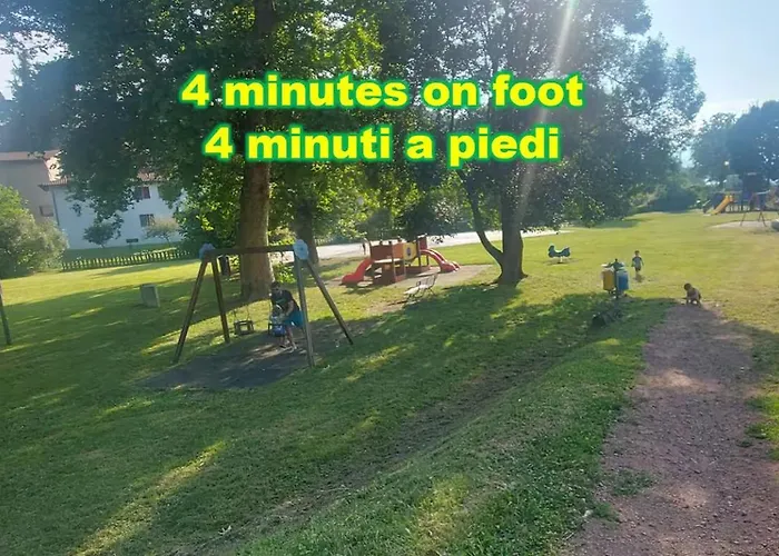 Ehemaliger Palast, Malerische Wohnung, Seeblick, Stellplatz * Laveno