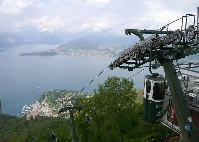 Ehemaliger Palast, Malerische Wohnung, Seeblick, Stellplatz Apartament