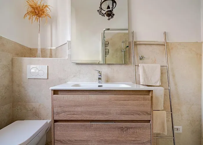 Διαμέρισμα Ehemaliger Palast, Malerische Wohnung, Seeblick, Stellplatz *