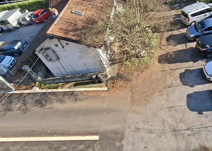 Διαμέρισμα Ehemaliger Palast, Malerische Wohnung, Seeblick, Stellplatz